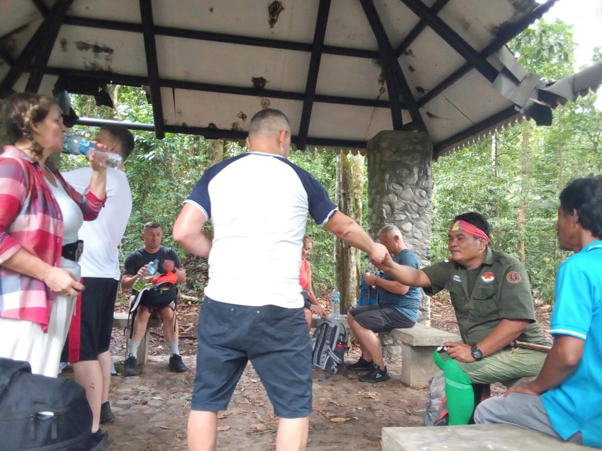 Jungle Treking & Jungle Tour If You Want To Stay Here,You Must Book Treking Only With Us Букіт-Лаванґ Екстер'єр фото